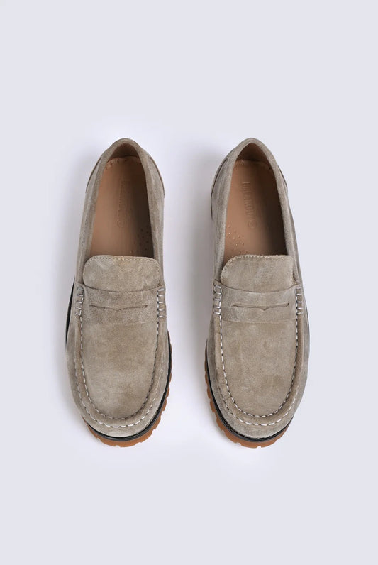 LOAFER